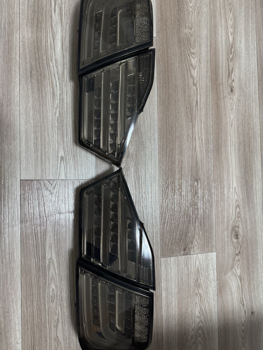 Продам задние фонари