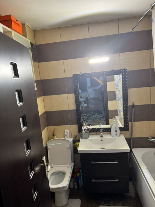 apartament  de vanzare
