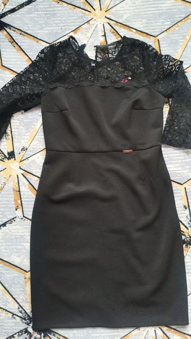 Продается платья