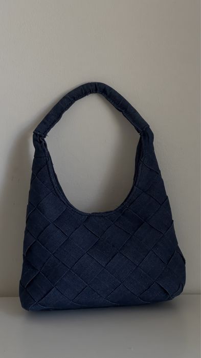 Продам сумки. Можно через каспий ред