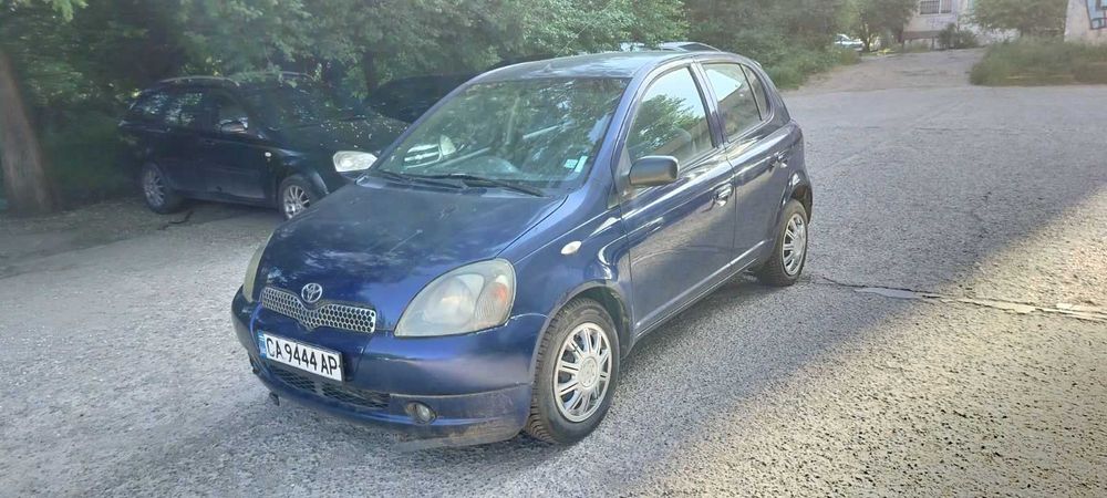 Toyota Yaris, 2000, 247700 км.