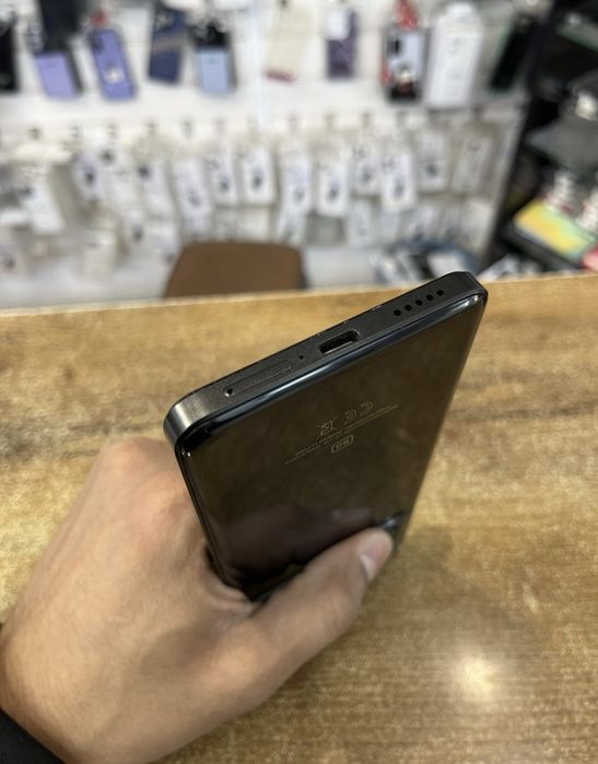 Poco X6 Pro 12г 512г отлично телефон