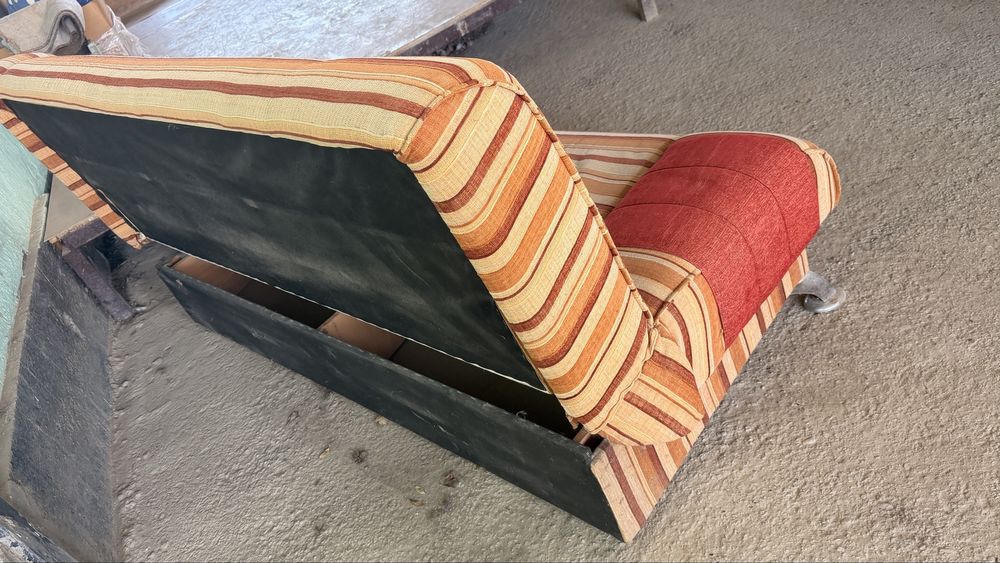 Продается диван б/у