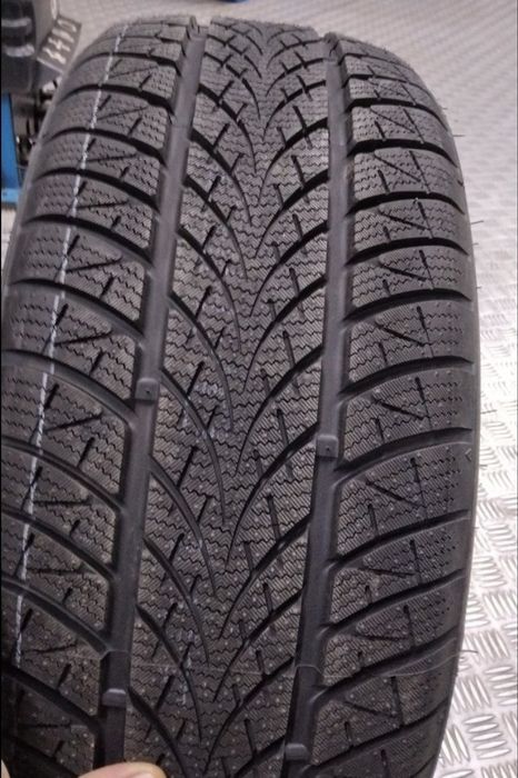Продам шины 2 пары 195/45/R16