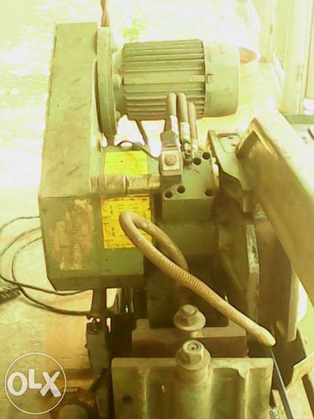 Електрическа Хидравлична ножовка