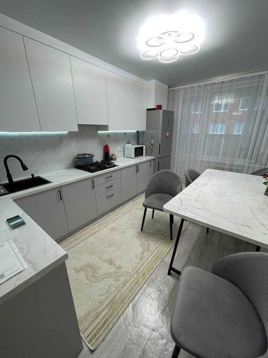 Продажа 2-комнатной квартиры в районе Береке 2