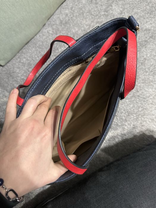 Geanta Tommy Hilfiger Piele Navy Blue