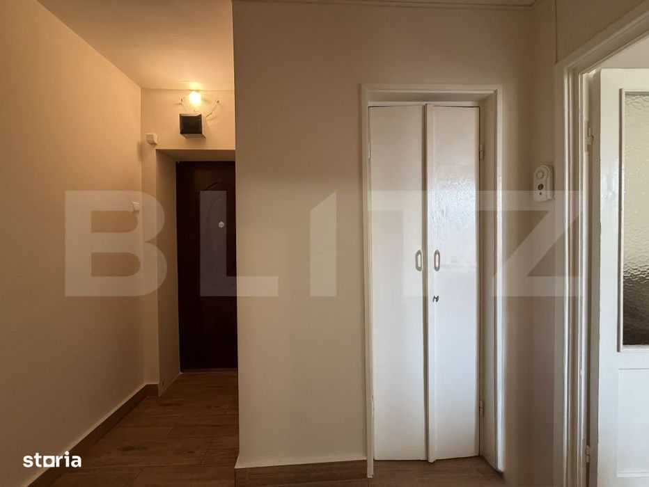 Apartament 2 camere, et. 1, Calea Severinului/ Scoala Decebal