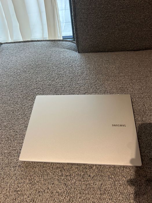 Samsung Galaxy book go