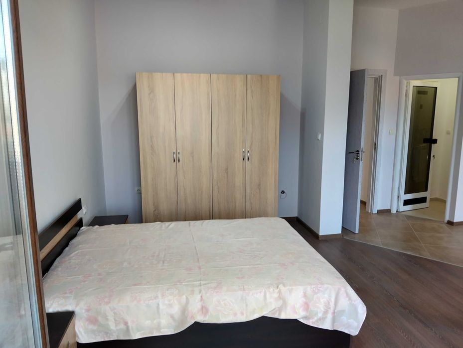 Дава се под наем Двустаен апартамент в Силистра, Център - 67 кв.м за 255 € - Снимка #3