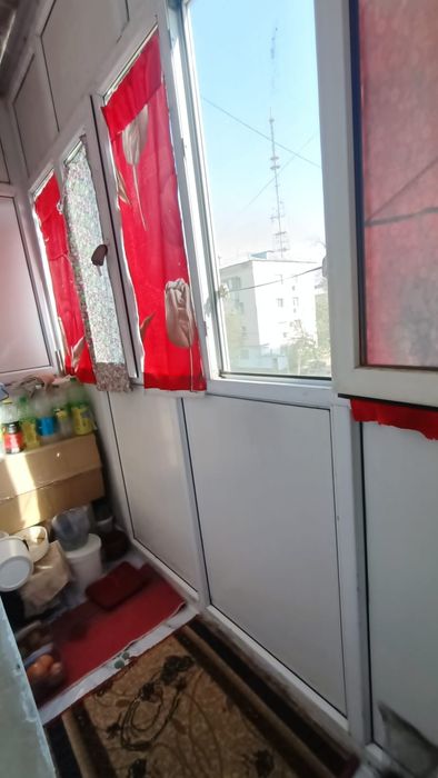 Продам 2ком.кв.на пр-т жамбыла дом 18