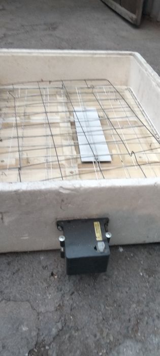 Инкубатор **Несушка**