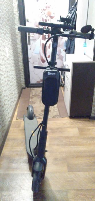 Продам самокат Ninebot