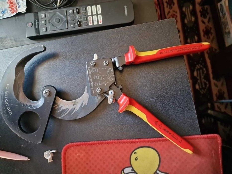 KNIPEX 95 36 280 – кабелна ножица с тресчотка VDE 1000V
