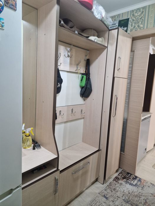 Шкаф для прихожей