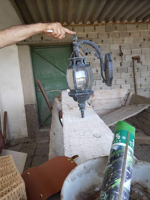 Уникални фенери  за стена