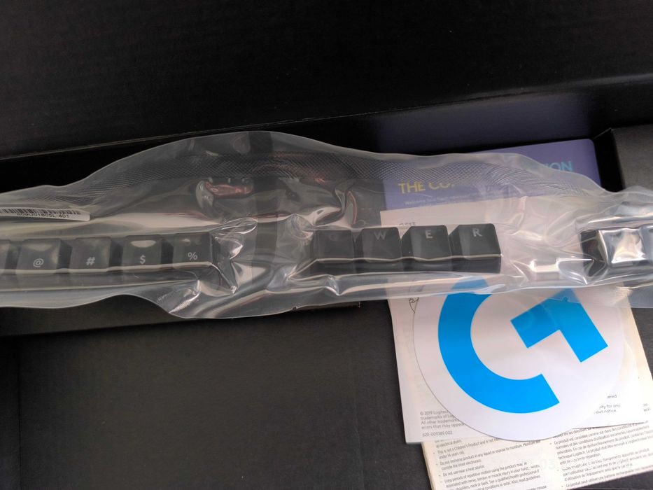 Logitech G513 GX RED Linear + подложка + комплект оригинални суичове