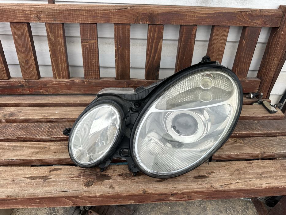 Фар ляв за Мерцедес Е classe W211