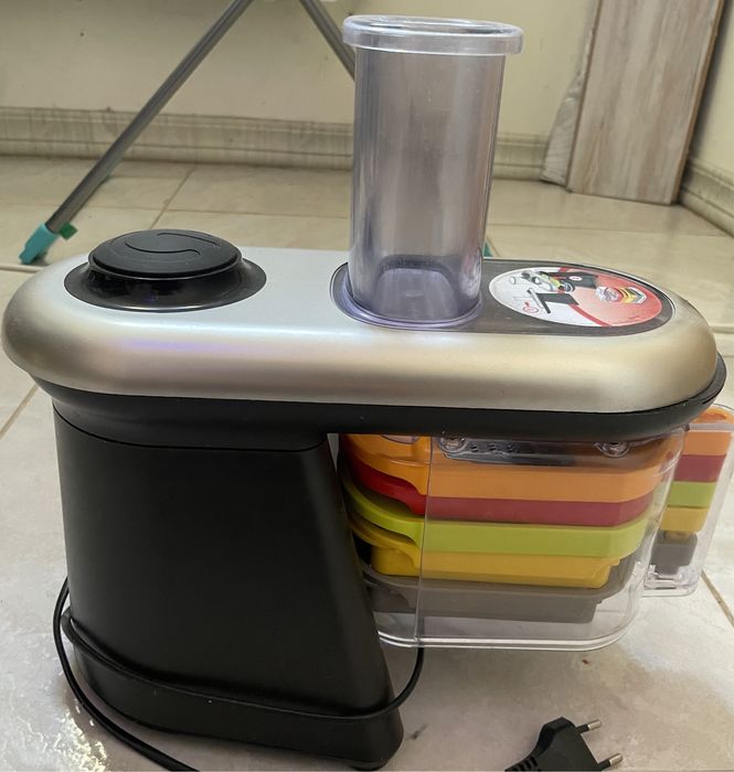 Мультирезка Moulinex.