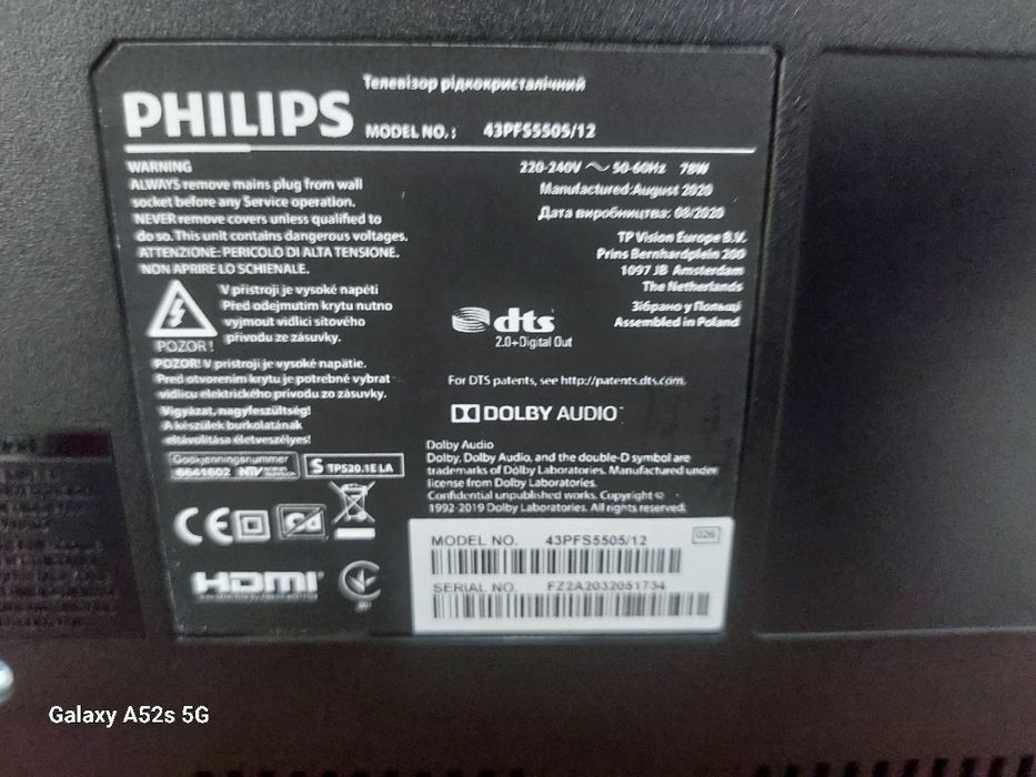 Televizor philips  diagonală mare,pentru piese,fără telecomandă.