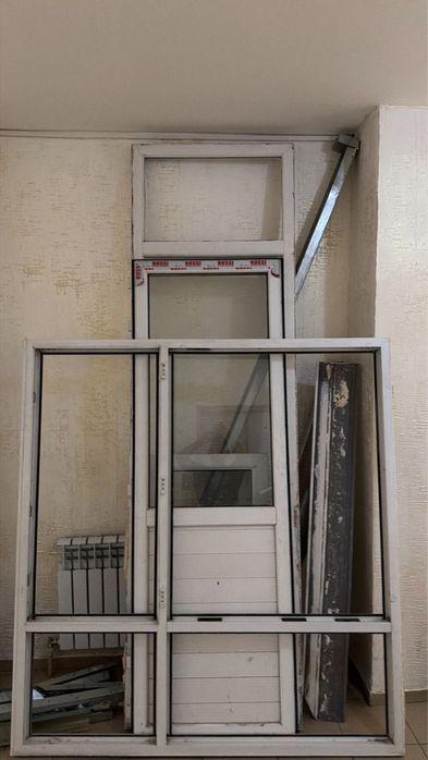 пластиковые окна и дверь