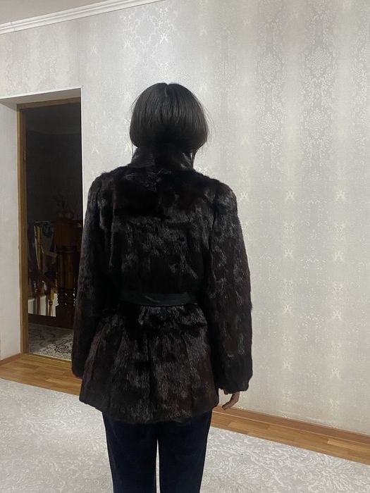 Продаем норковую шубу