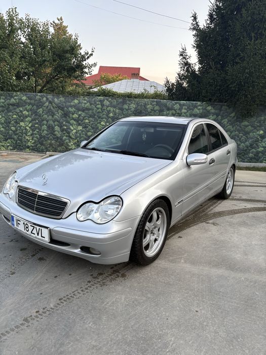 MERCEDES-BENZ E-Class 2004 — imagine 2