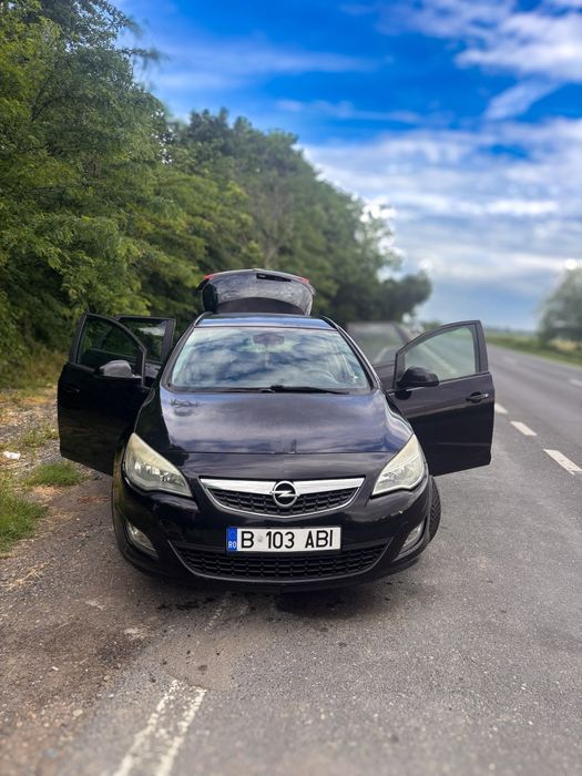 Se vinde ! Opel Astra J