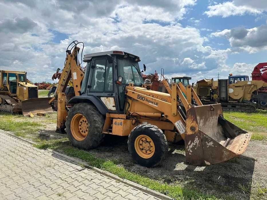 Dezmembrez buldoexcavator Case 580 super LE-piese de schimb Case