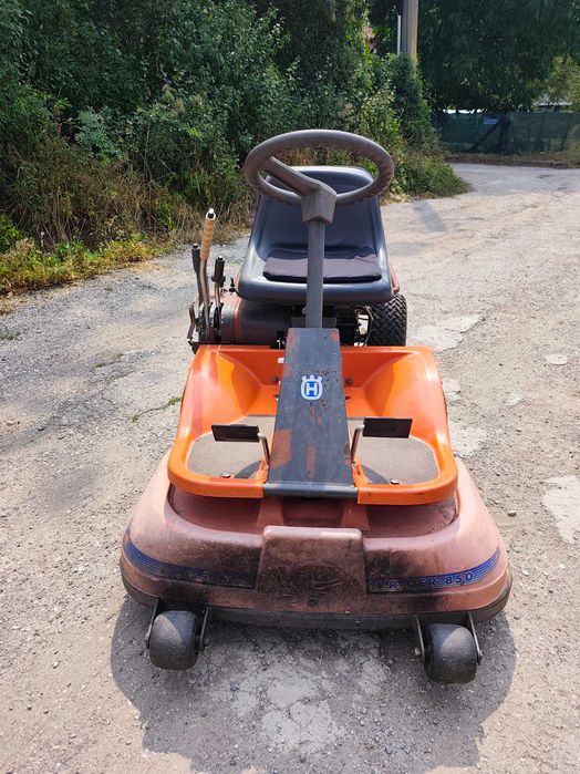 Продава се косачка husqvarna