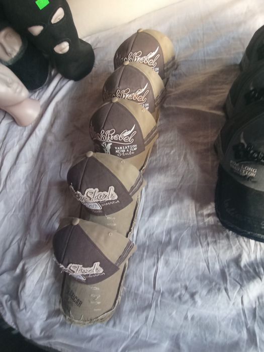 Кепка бош кийимлар