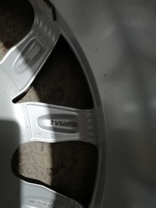 235/65/17гуми/5х120/