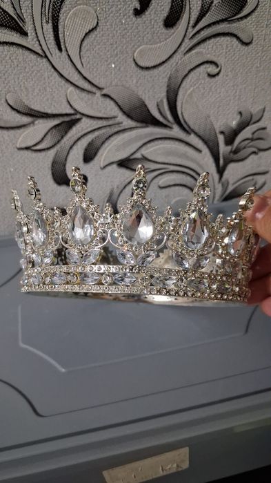Продам корону 1500