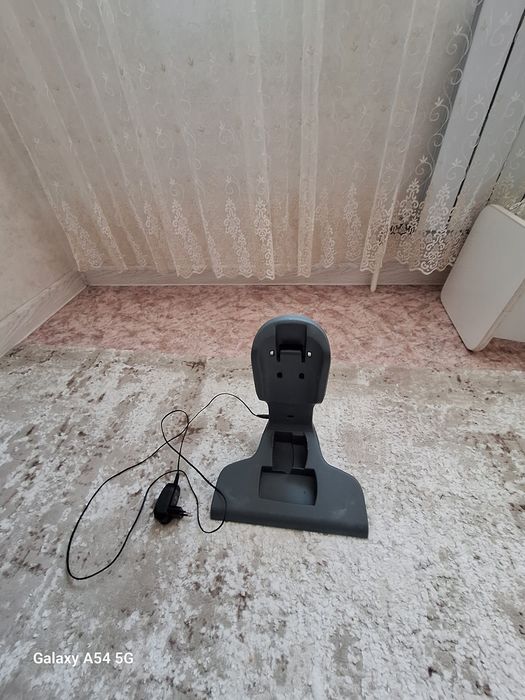 Продам без проводной пылесос