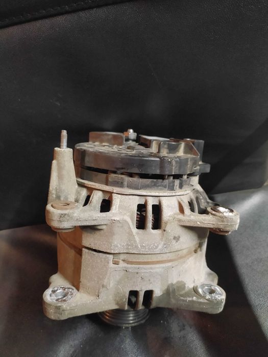 Генератор бу (фольцваген джетта 5)