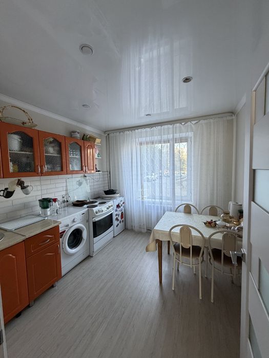 Продам 2 комнатную квартиру