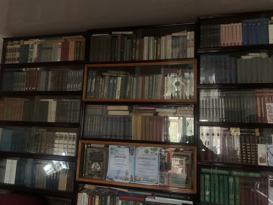 Спальный гарнитур