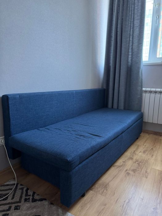 Отдам даром диван