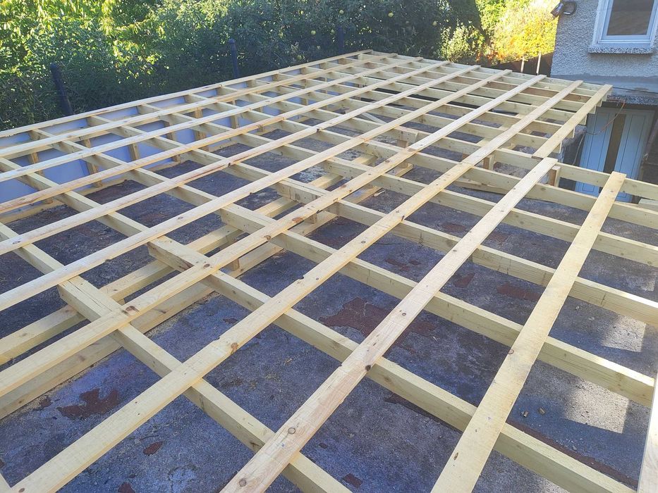 Дървени навеси, гаражни конструкции, перголи и други