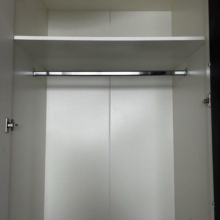 Спальный шкаф сатылады