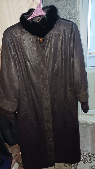 Женская верхняя одежда.