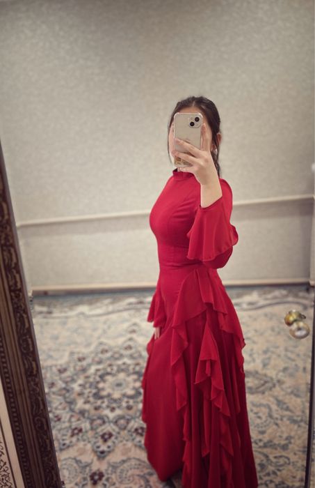 Продам женское платье