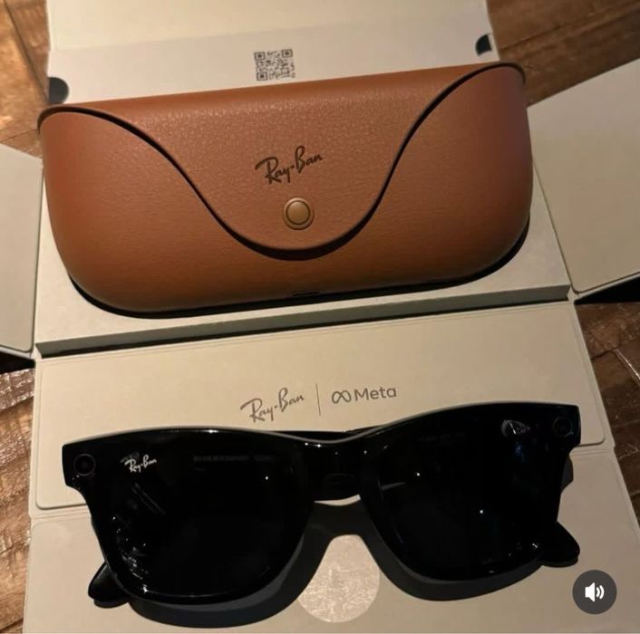 Rayban Meta Headliner