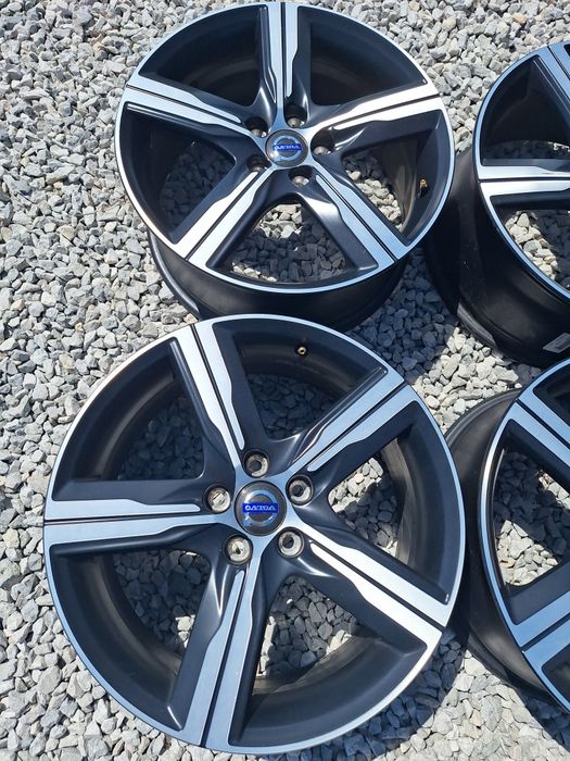 5x108.18цола 8j ET55 оригинални Volvo