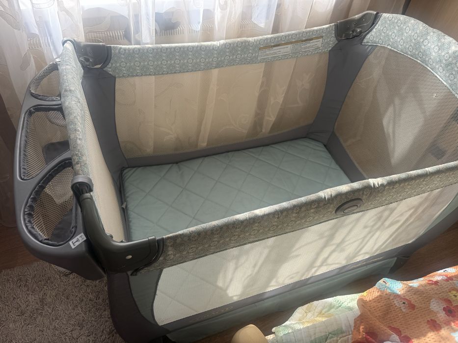 Детская кроватка Graco