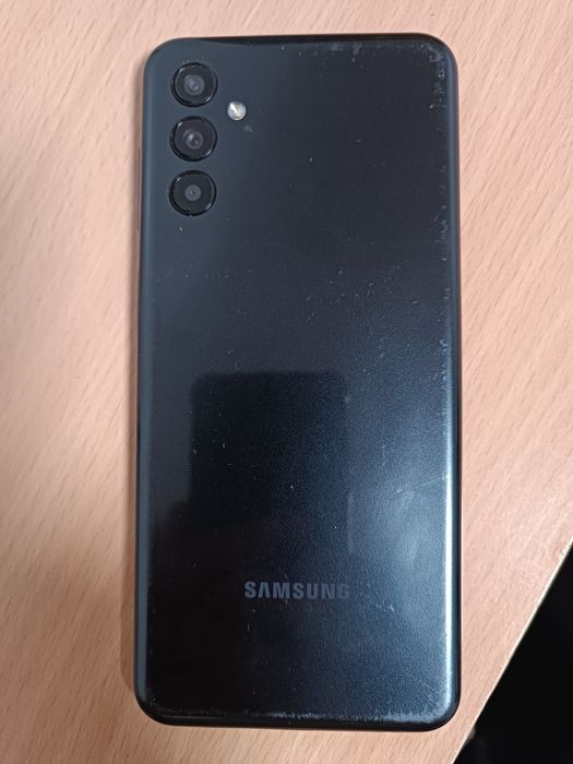 Samsung galaxy m13 4ga 64 GB batarika 6000 mAs