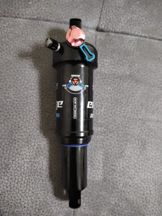 Шок SR Suntour Edge LOR-12