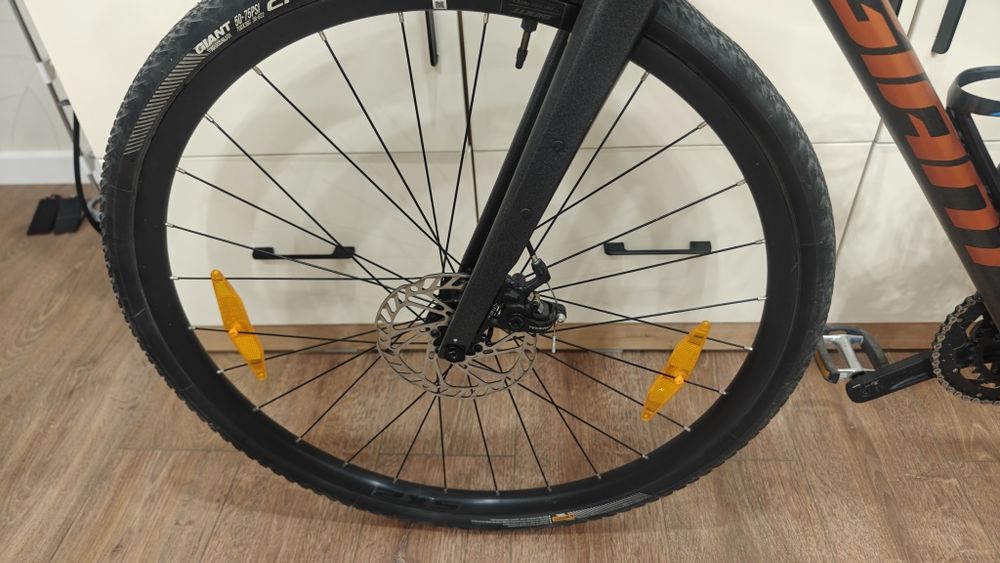 Продам велосипед Giant Revolt 2