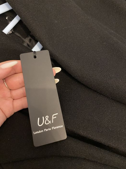 Palton negru U&F