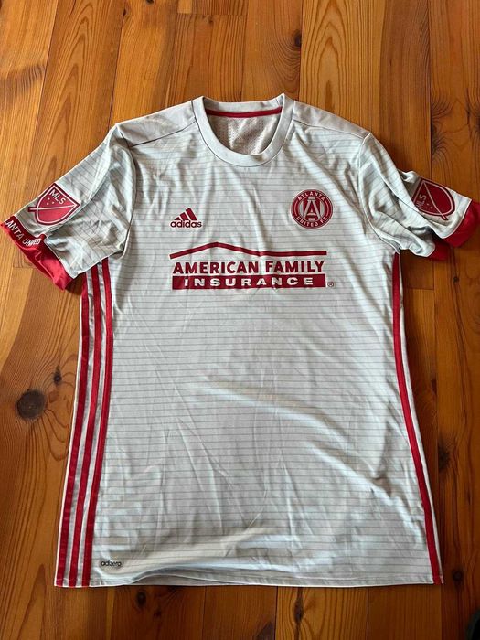 Tricouri fotbal noi MLS Adidas. D.C. United si Atlanta United